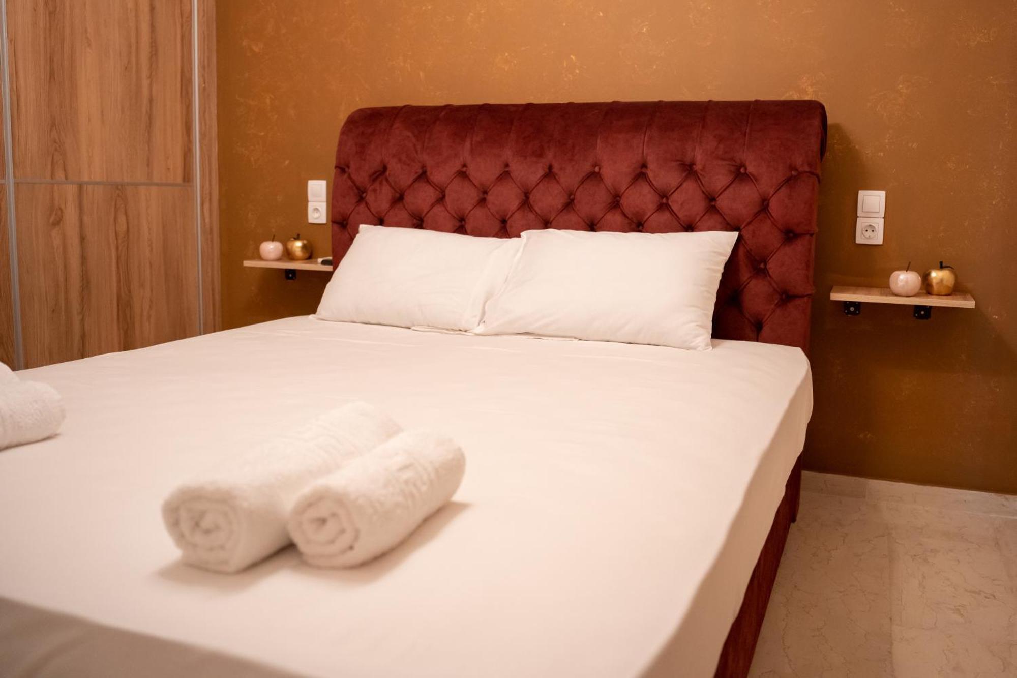 Kostis Luxury Apartment